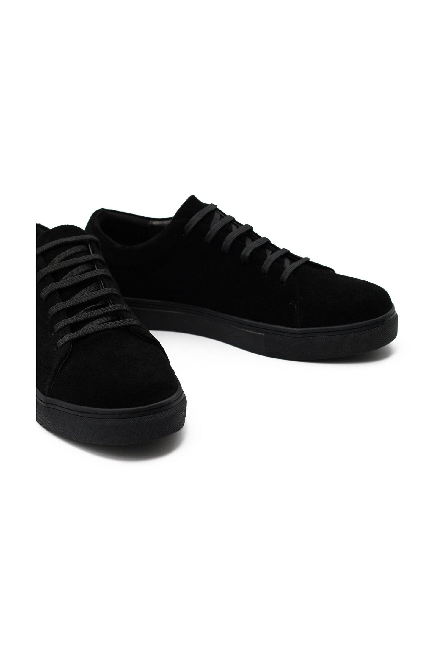 SUEDE LEATHER LACE UP SNEAKERS IN BLACK