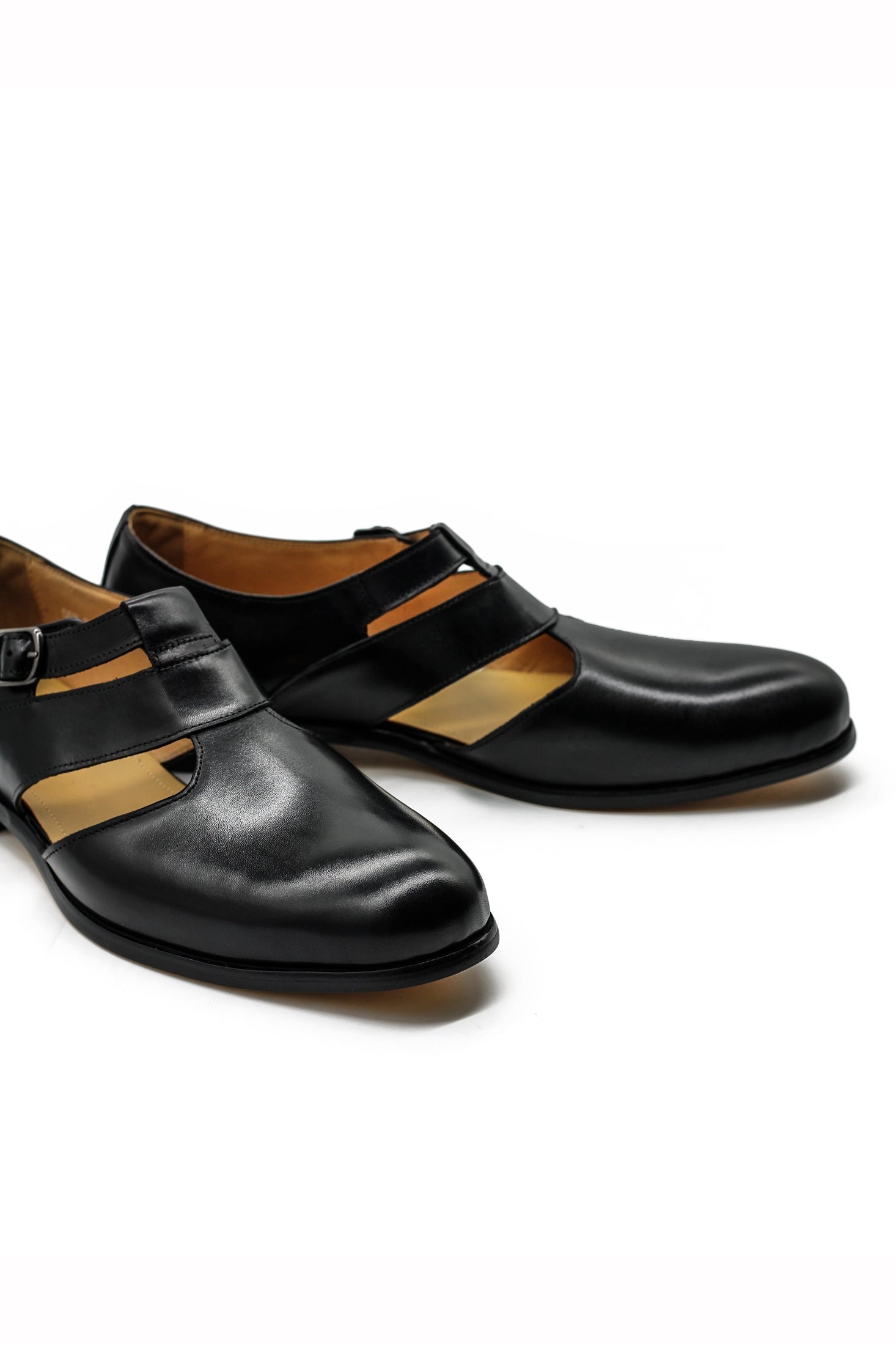 Polished Black Leather Sandals Closed Toe Shoes