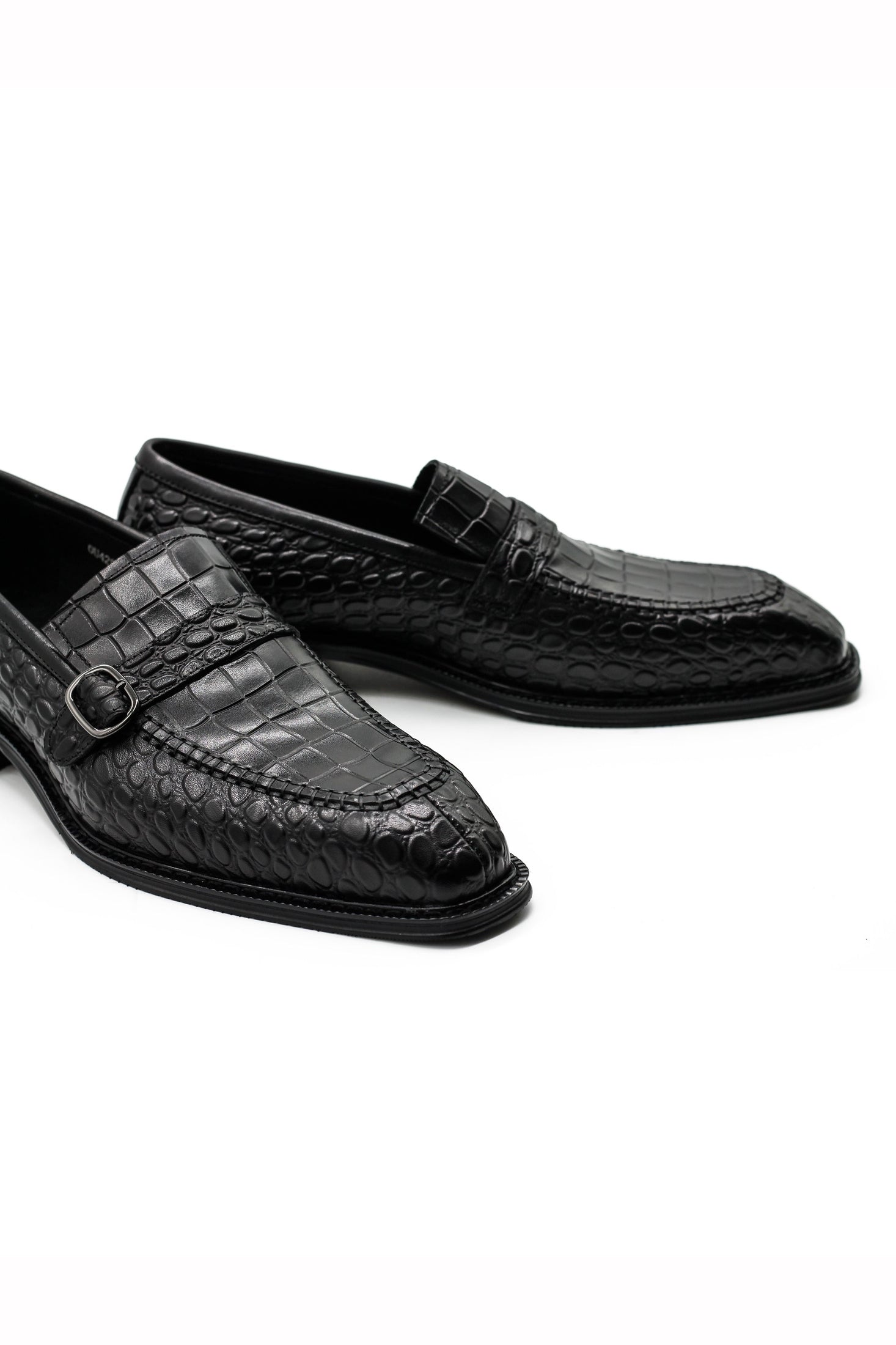 Men’s Slip-on Loafers Black Croco Embossed Leather