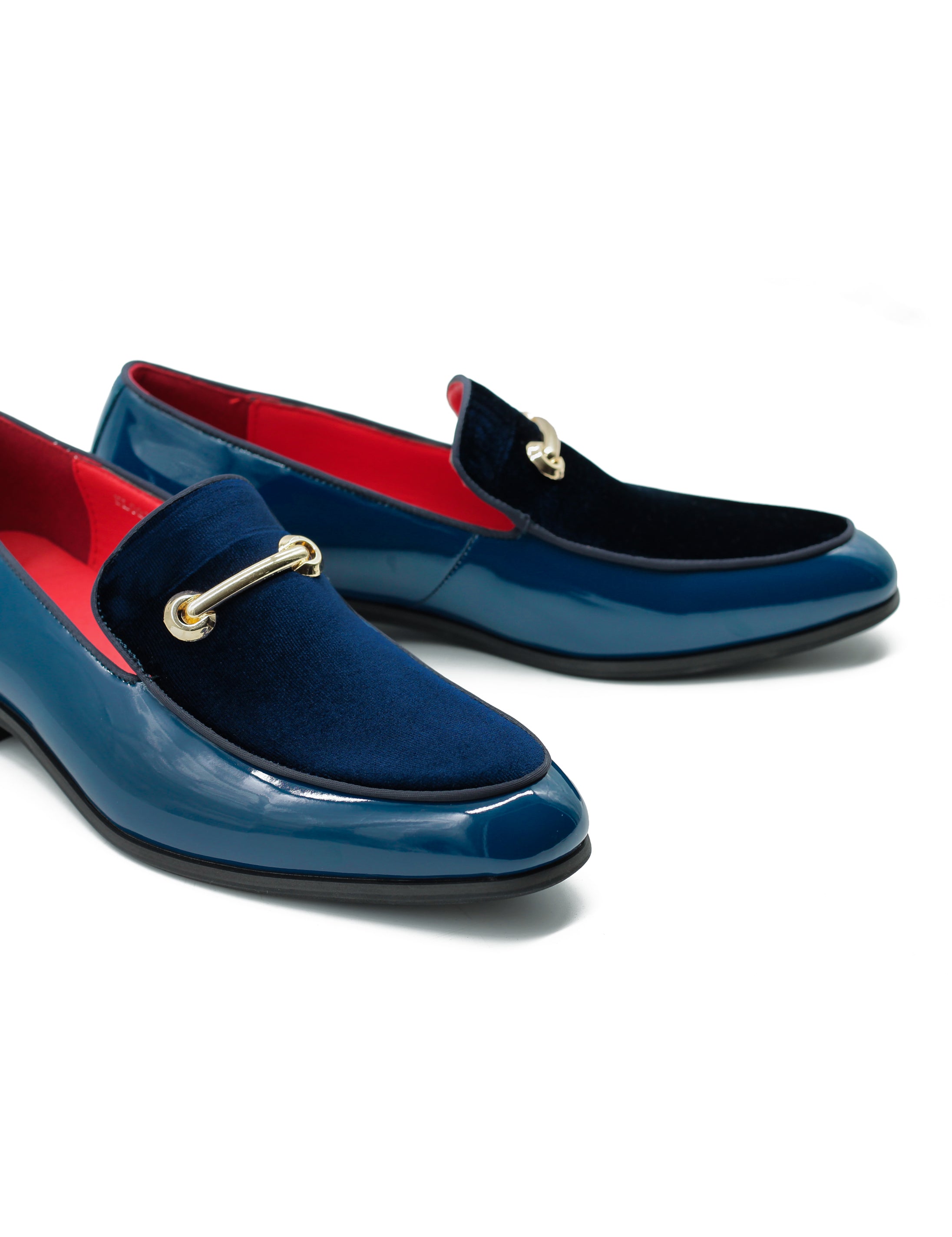 VELVET SHINY LOAFERS WITH BUCKLE