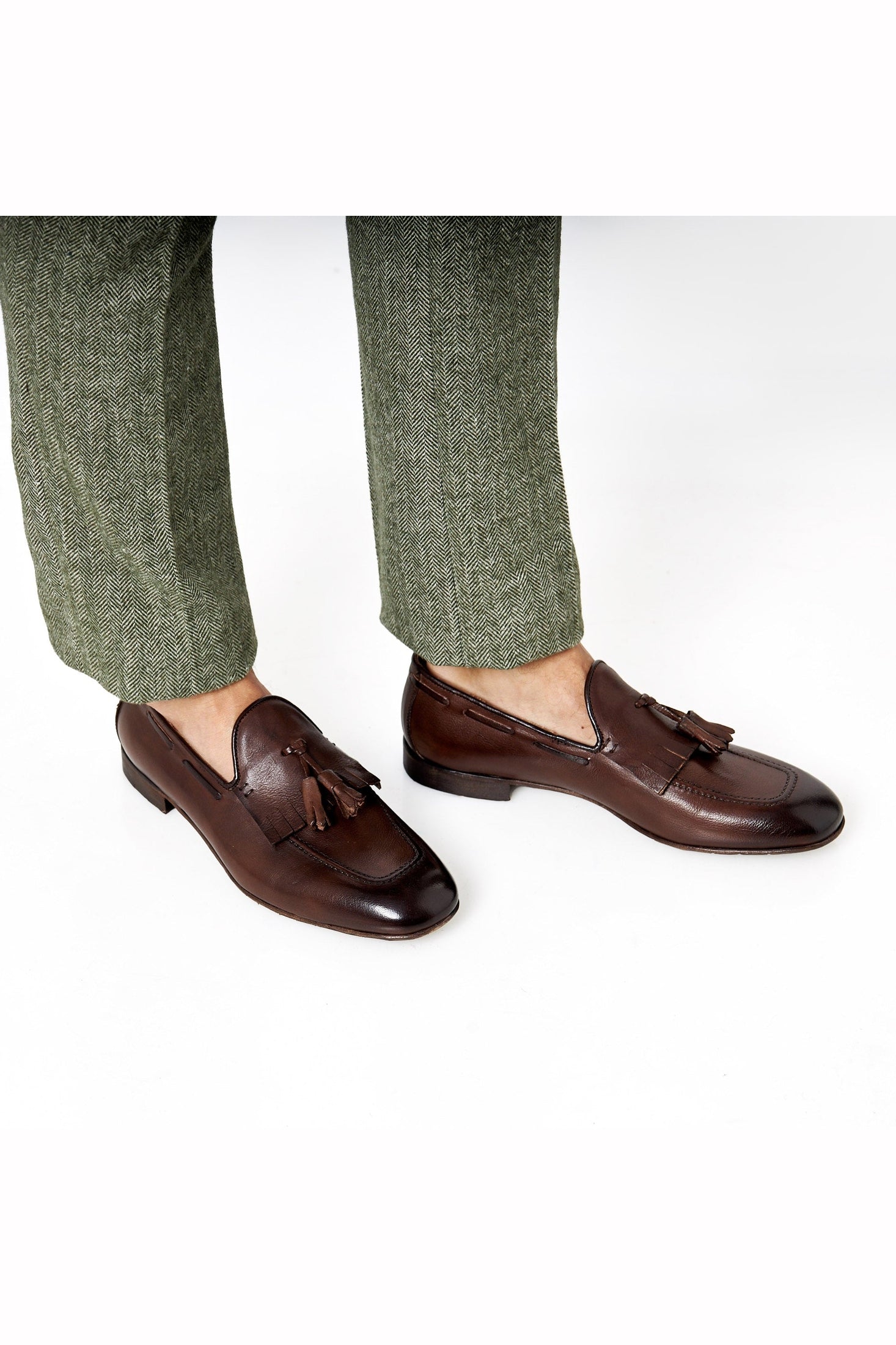 BROWN ITALIAN LEATHER COLLAPSIBLE KILTIE TASSEL LOAFER